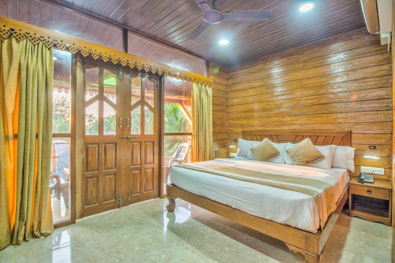 The Village Beach Resort Бага Екстериор снимка