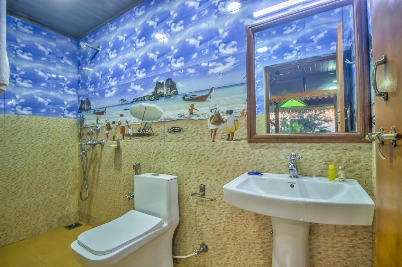 The Village Beach Resort Бага Екстериор снимка